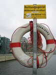 25096 Reichstag through buoy.jpg